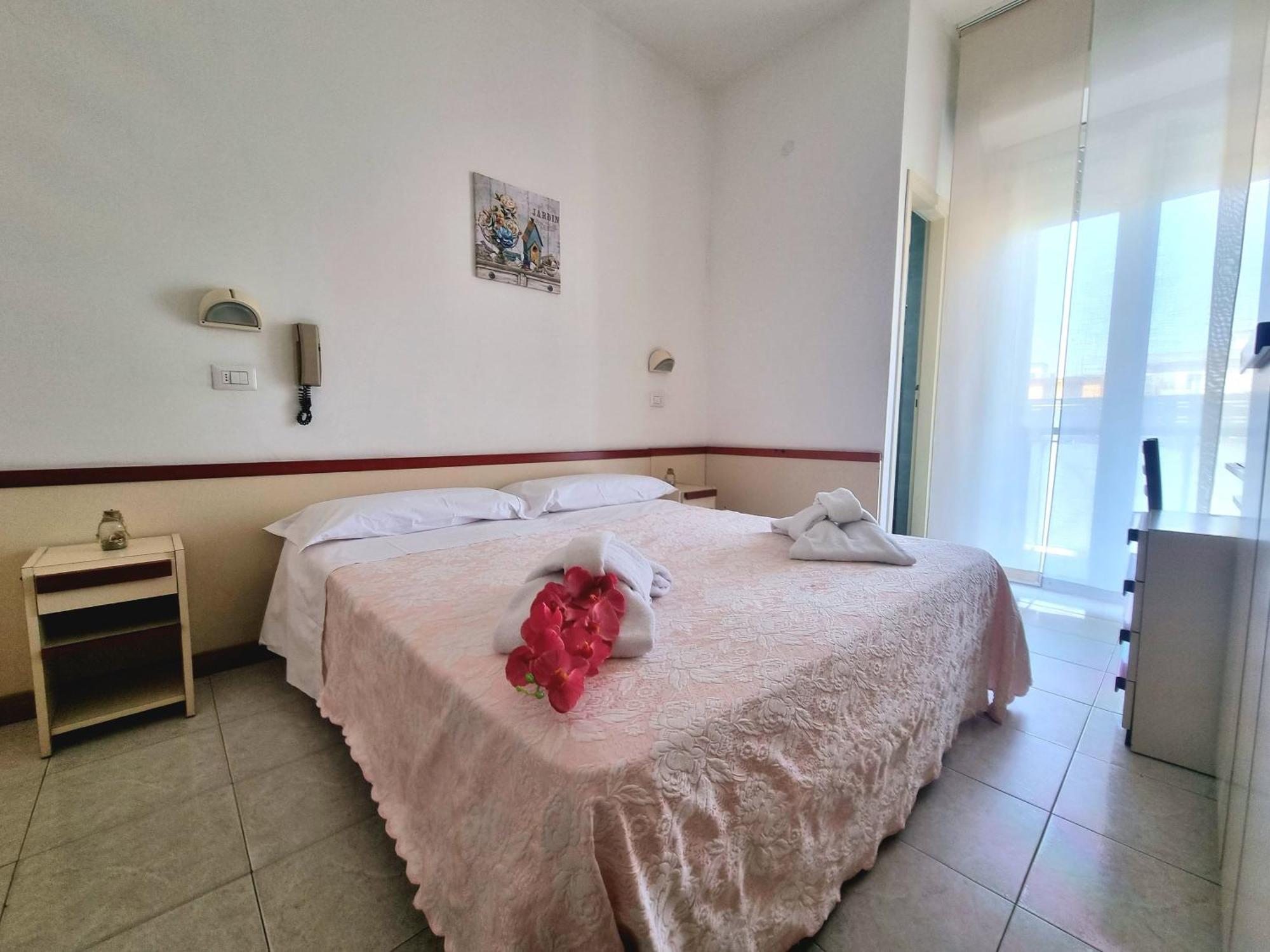 Due Gemelle Ξενοδοχείο Ρίμινι Εξωτερικό φωτογραφία